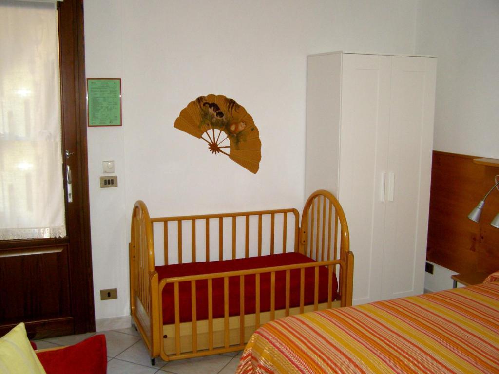 L'Antico Borgo Rooms Rental Caprie Room photo